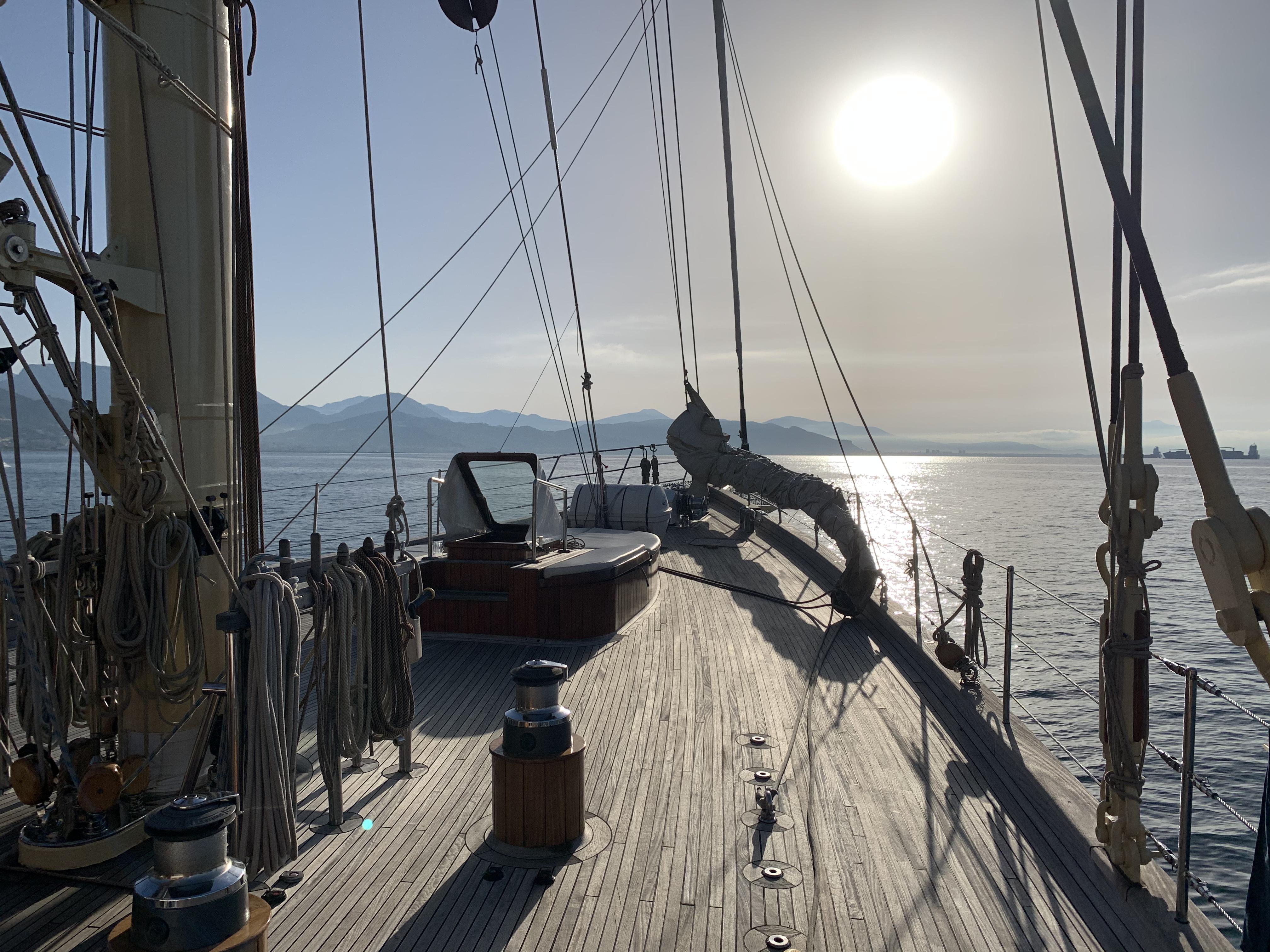 
Da unser Club noch ganz neu ist, dient diese Geschichte lediglich als Demo und Platzhalter. Sie gibt einen kleinen Vorgeschmack darauf, was hier bald zu finden sein wird.